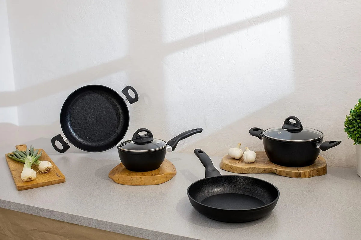 Pentola e padella 7pz, 24cm, Ø 24 cm, nero, Barazzoni Spa, Casseruola 1m ø16cm, Coperchio ø20 e ø24cm