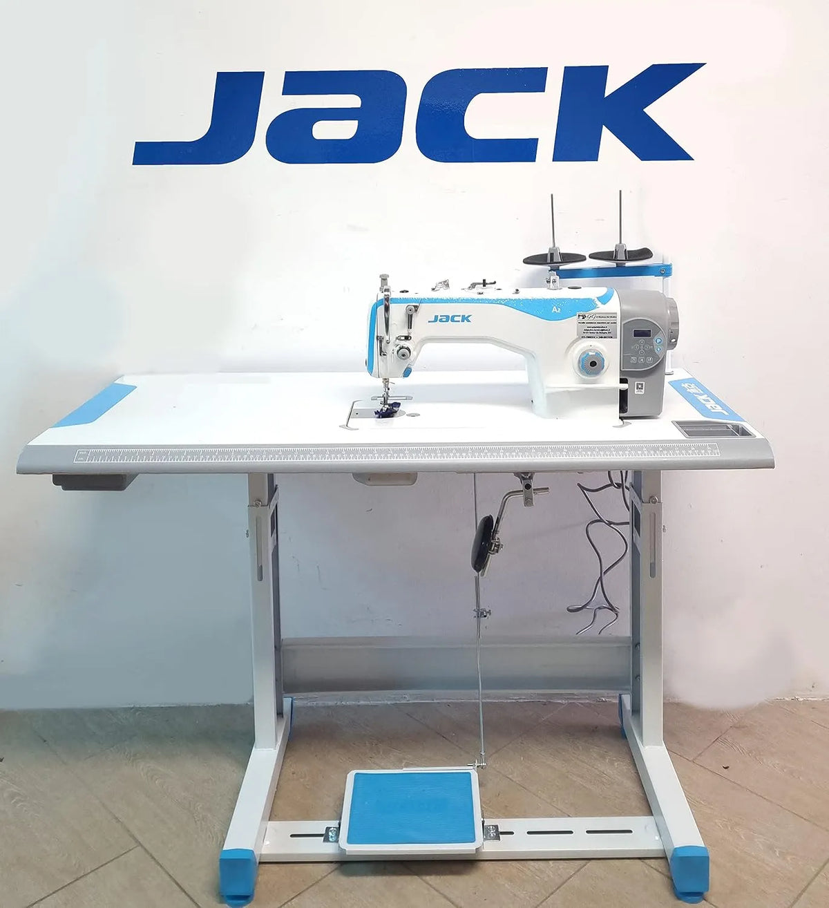 Macchina per Cucire, industriale, per Cucire Industriale con Rasafilo Automatico, JACK
